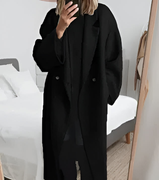 Oversized women's cashmere coat with lapel collar